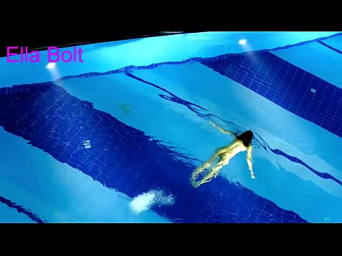 ❤️ Non posso smettere di guardare, giovane bionda catturata nuotare nuda nella piscina del resort ELLA BOLT Video di sessoal it.purchasexz.top ❌❤