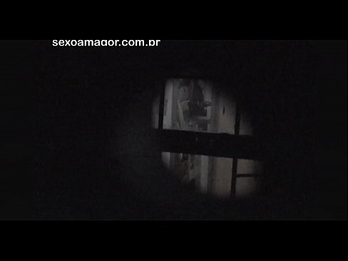 ❤️ Blondie viene segretamente filmato da un voyeur del quartiere nascosto dietro mattoni cavi Video di sessoal it.purchasexz.top ❌❤